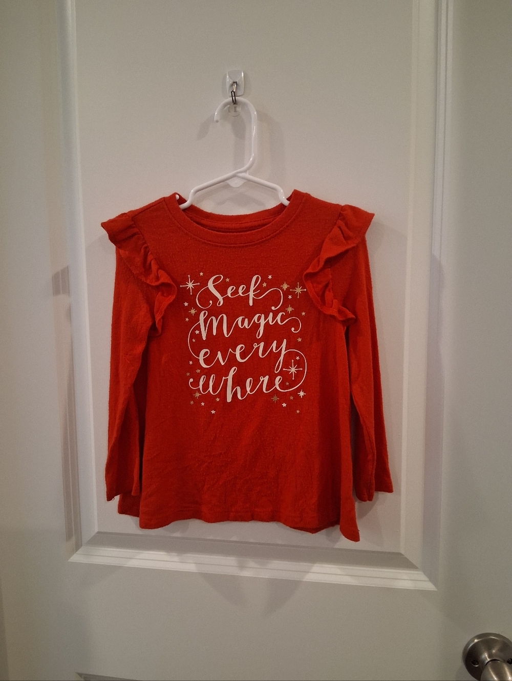 Cat & Jack Red Long-Sleeve Ruffle Tee with White Script Size 3T